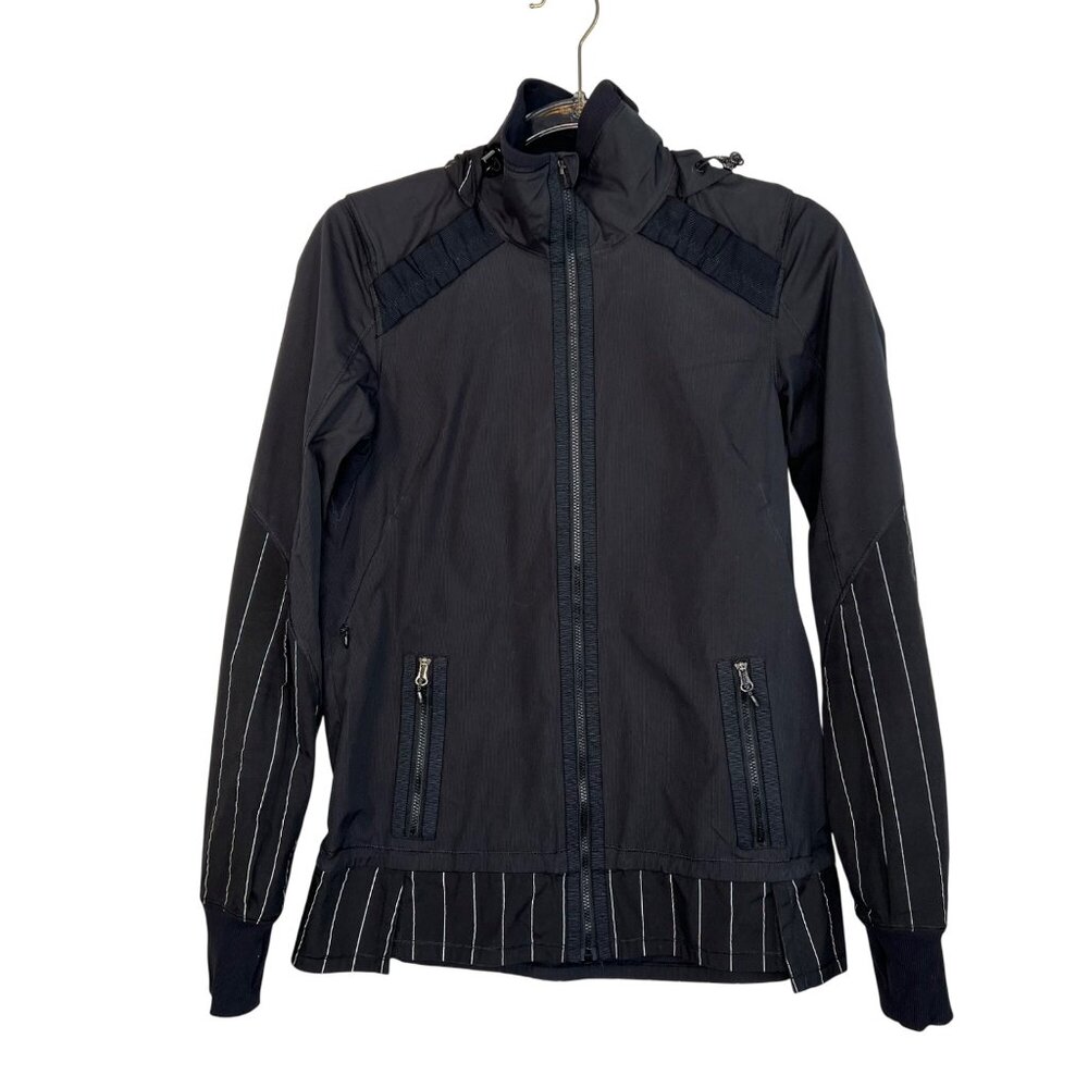 Lululemon Run: Bandit Jacket Reflective Black Siz… - image 3